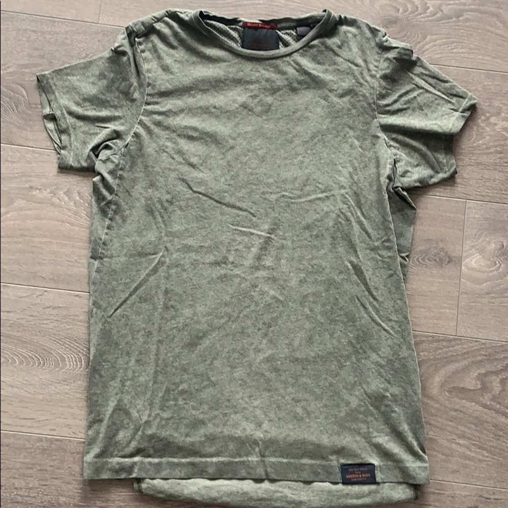 Scotch & soda green t shirt.